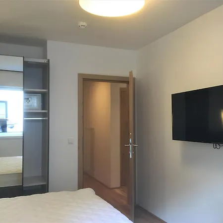 Monas Апартаменти